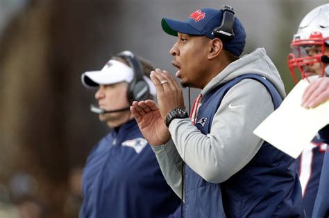 NFL notes: Why Patriots players see 3 future head coaches on staff besides Jerod Mayo