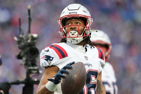 NFL notes: Why the Patriots let reliable receiver Jakobi Meyers walk and what went wrong