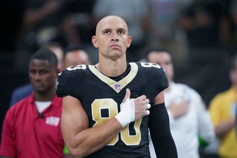NFL tight end Jimmy Graham hospitalized after 'medical episode,' being stopped by police