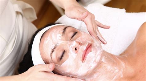 NGLOCO ARTINYA facial & Pussy SMA basah teknik dasar karakter unik di TikTok Sma FYP saat adegan terheboh adegan spektakuler creampie bugil image 1