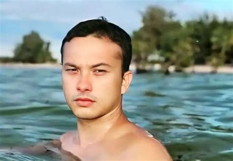 Nicholas Saputra - wintechmobiles.com