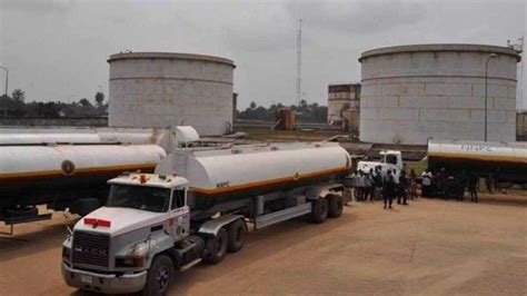 NNPC releases 418m litres of petrol in seven days