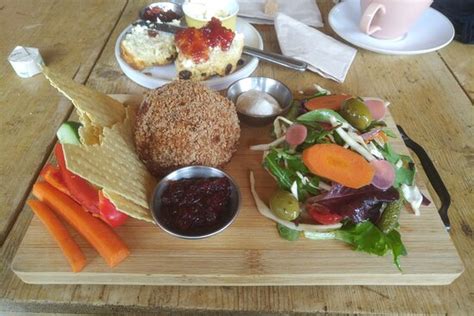 NOURISH CAFE NEWBOURN, Newbourne - Restaurant Reviews