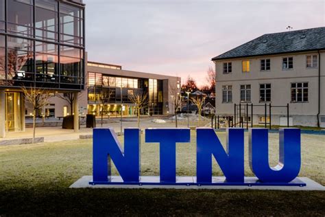 NTNU - raincitystudios.com