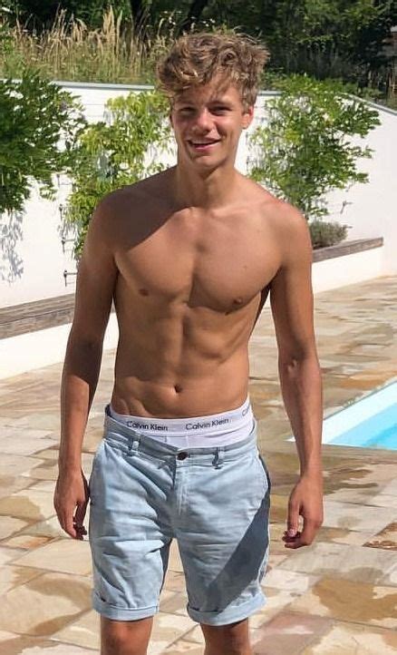 Nackte Junge MäNner