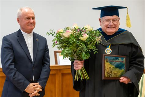 Nadanie andrea romano tytulu doktora honoris causa uniwersytetu gdanskiego. - Catholicism society manual marriage family and social issues.