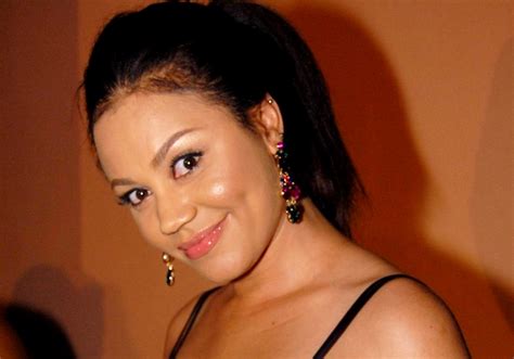 Nadia Buari Profiles Facebook