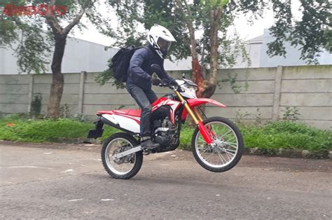 Naik honda crf150l selalu jinjit 【яγωζኾλυдаሠатθζяሦ】