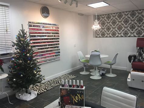 Nail salons near woburn ma. Nail Salons 76 Winn St, Woburn, MA 01801 . Reviews for Tommy's Nails Write a review. Aug 2023. Prices can't be beat. I also have a disability where my toes curl and ... 