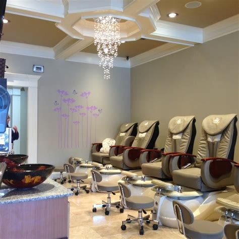 Nail talk midtown. Established in 2018. I've been in the nails business for over 15 years and wanted to offer this up and coming ,prominent area a clean high end salon with only the best products used,offering a vegan based polish in Dazzle Dry and organic sugar scrubs. Sterilization is of utmost importance and priority at our salon. With a classic pedicure and manicure, we offer consistency in our times ... 