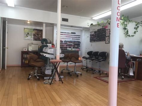 615 S Livingston Ave, Livingston, NJ 07039 (973) 535-0933. Reviews for Livingston Barbershop Unisex Write a review. Dec 2023. Great value for money. Walk-in and no appointments, they were responsive on phone. ... Nail Salons. Eyebrow Services. Best Pros in Livingston, New Jersey. Ratings. 