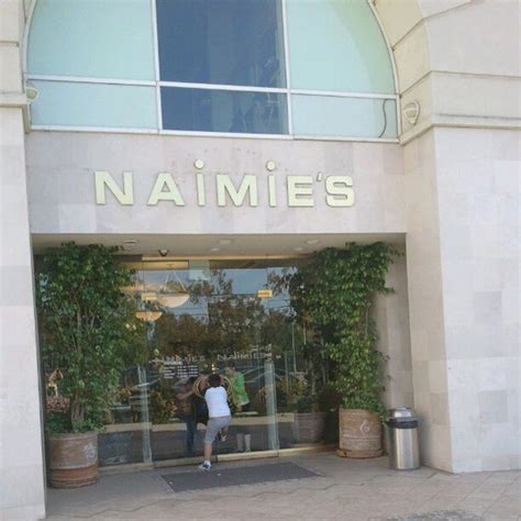 Naimies los angeles. Making everything from honey cake and babka to colorful rugelach, it’s a fantastic place to load up on affordable baked goods for the family. Open in Google Maps. 335 N Fairfax Ave, Los Angeles ... 