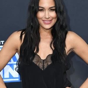 On the season two premiere of Total Bellas, Brie Bella decides to do a super sexy naked photo shoot to celebrate her pregnancy, but Bryan isn't completely sold on the idea. "I have a really hard .... 