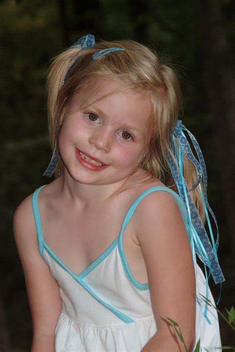 Naked nn girls. .  ...