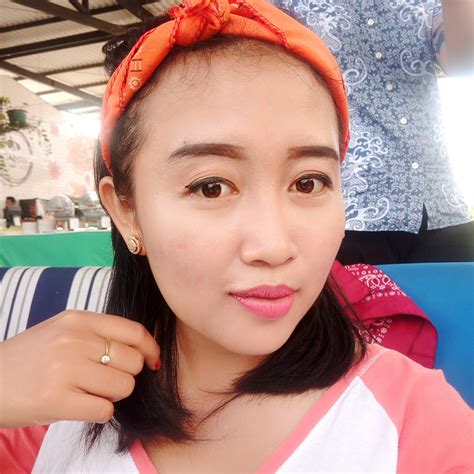 Nama : Rachmawati Ayu Novianti - Instagram