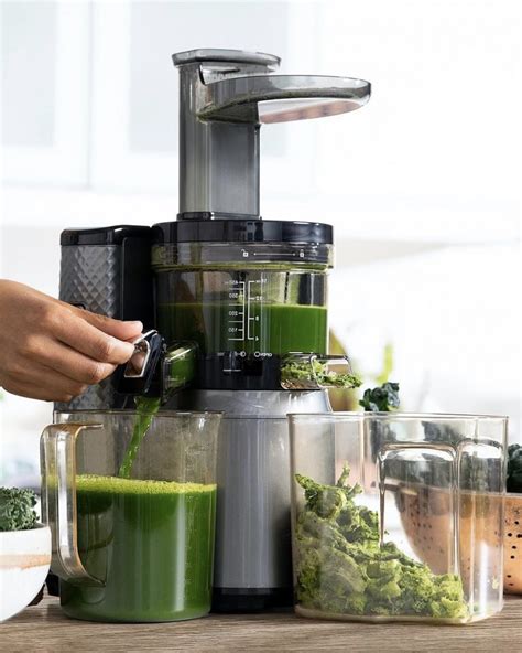 Here’s the ultimate buying guide for the top masticating juicers of 2023 to make fresh juice at home. Learn what to look for so you can choose the ideal juicer. By clicking 