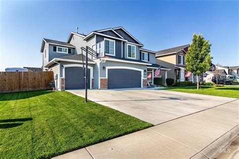Nampa idaho real estate. Zillow has 17 homes for sale in Nampa ID matching 55 Gated Community. View listing photos, review sales history, and use our detailed real estate filters to find the perfect place. 