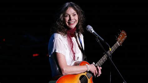 Nanci Griffith’s Irish hit, cancer history and ‘really ...