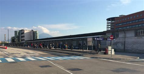 Napoli Centrale Station to Naples Central Station, Metropark Bus