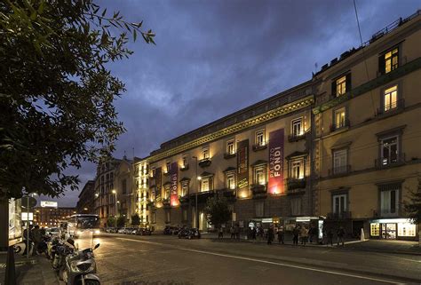 Napoli riscopre Palazzo Fondi di via Medina - Napoli …