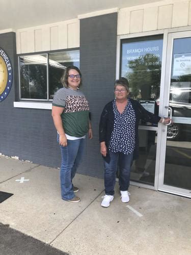 Nappanee bmv. Sep 9, 2021 · The BMV says it needs to reallocate its personnel due to what it calls "unprecedented staffing shortages. "Locally, the Walkerton branch in St. Joseph County and the Nappanee branch in Elkhart ... 