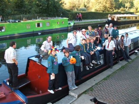 Narrow Boating Scouts - The Scout Association