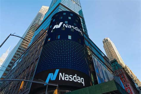 Nasdaq & S&P 500 Slip as Broadcom AI Margin Warning Sparks Fears (2026)