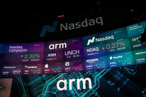 British chip designer drops price after initially considering $52 a share. Executives at British chip designer Arm rang the Nasdaq opening bell on Thursday in the biggest initial public offering ...Web