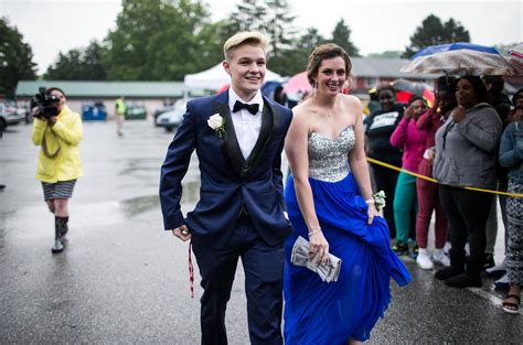 Nashville holds private prom for student barred over gendered outfit