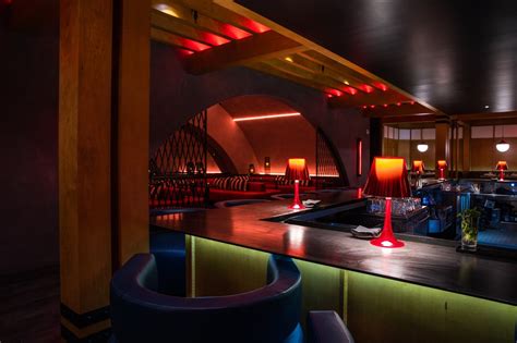 Nashville virago. Mixology painted with exotic Asian flavors accompanies the city’s most expansive list of saké – all to be savored in Virago’s energetic Izakaya lounge scene, secluded booths and … 