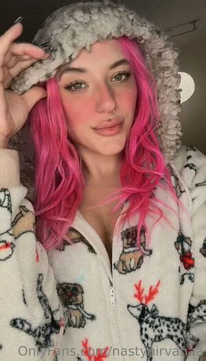 💦 Nastynirvanaa Leaked [CLIP]