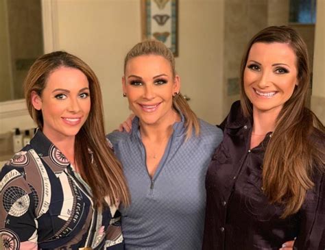 Natalya neidhart sister instagram. Natalya: Bio. With a combination of beauty, talent and untamed desire, Natalya is proudly carrying on the legacy of the legendary Hart Family in WWE and shows time and time again why she is The B.O.A.T. of WWE. The daughter of Jim “The Anvil” Neidhart, which explains her tough, forceful in-ring style that perfectly complements her mat ... 