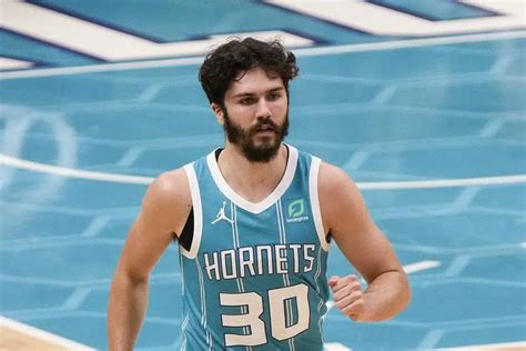 Nate Darling basketball player