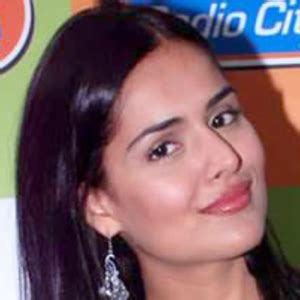 Nathalia Pinheiro was born