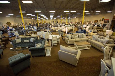 National furniture liquidators. About us. Founded in 2007, National Office Liquidators offers high quality new and used office furniture from top companies that you will be proud to use in your business. We are a growing company ... 