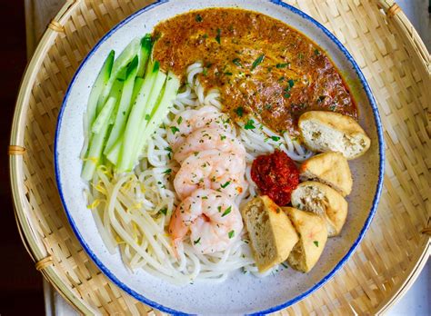 Native noodles. Sakai and her students cut the noodles into long, slender strips as thin as matchsticks. They're dunked in boiling water for just a minute and then shocked cold in an ice bath. The students get a ... 