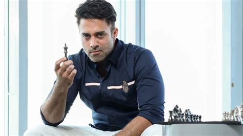 Navdeep dhariwal biography examples