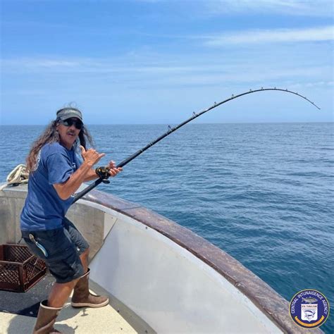 Navegante Bluefin Up To 100lbs! Jacob Is Live #navegante #redondobeachsportfishing #fish #fishing #sportfishing #fishingtrip #offshorefishing #oceanfishing #socalfishing #fishingtrip #goodtimes... . 