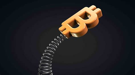 Navigating Bitcoin Volatility: Practical Tips for Investors