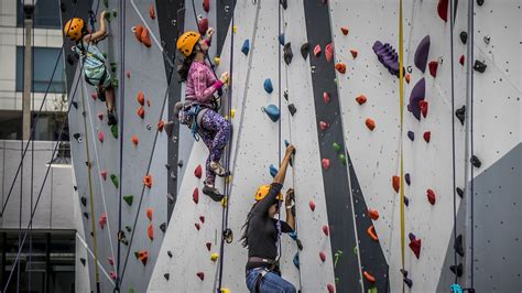 Navy Pier to Add New Outdoor Climbing Wall - Curbed Chicago