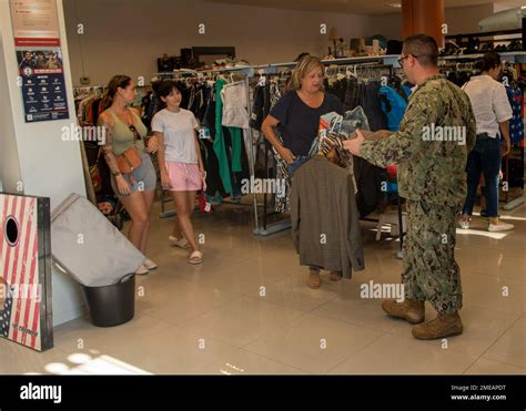 Navy-Marine Corps Relief Society Thrift Shop Annapolis