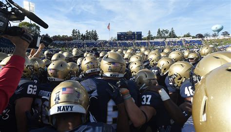 This Week In Navy Sports Overall Record: 265-168-4 (.611) Baseball (19-25, 10-15 in the Patriot League) Last Week: Lost to #23 Maryland 18-10; defeated Lafayette. 