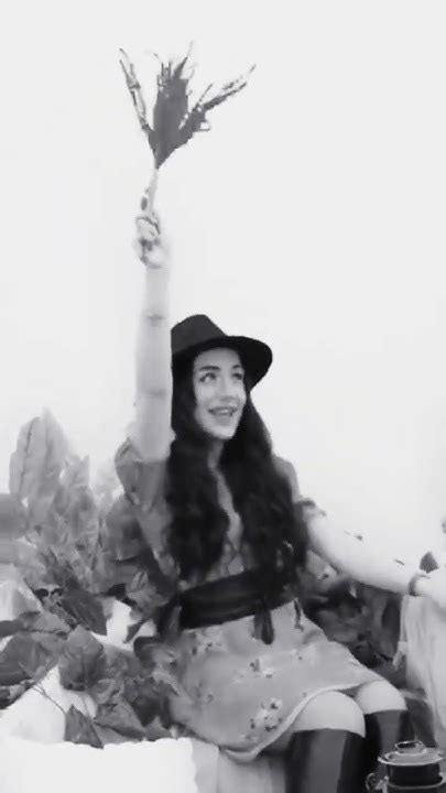 Naz_Dej_Love-_Gitme_Dur__(Cover_Full_Screen_Status)2023 love.