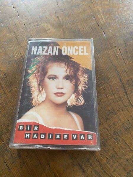 Nazan Öncel Mühürledim Seni Kalbime (Bir Hadise Var) Şarkı . 