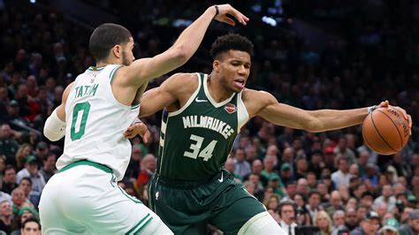 NBA games today: October 22 There are no NBA games today now that the preseason is over. The NBA regular season tips off on Tuesday, October 24, with the defending champion Denver...