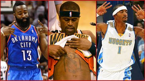 1. They signify camaraderie: NBA teams often develop a strong bond, akin to that of being part of a tight-knit group like gangs. 2. Establish dominance: Certain players may utilize specific hand gestures as an act of asserting themselves, displaying confidence and intimidating opponents. 3.. 