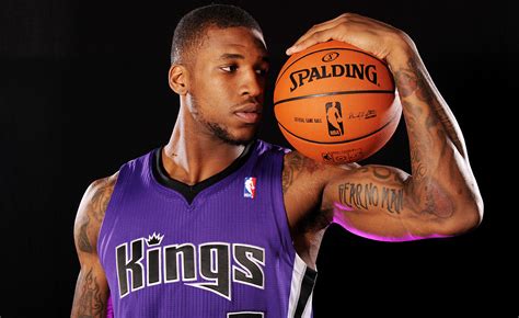 Thomas Robinson PF. Current Team: N/A. Born: Mar 17, 1991 (32 years old) Birthplace/Hometown: Washington, District of Columbia. Nationality: United States. Height: 6-10 (208cm) Weight: 235 (107kg ... . 