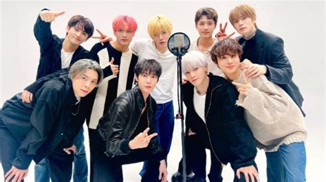 Nct 127 bawakan lagu carol