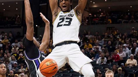 Near-perfect Bates leads Missouri’s 92-59 rout of Central Arkansas