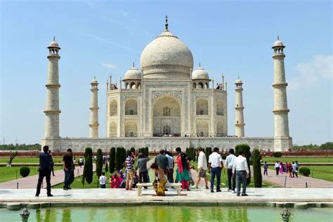 Nearby Attractions - Taj Mahal